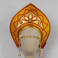 Кокошник "Любава" (золотой с красной окантовкой)