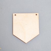 Фигурка подвес из фанеры "Флажок-3"