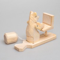 Богородская игрушка "Медведь за компьютером"