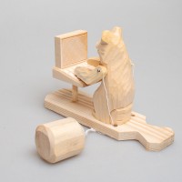 Богородская игрушка "Медведь за компьютером"