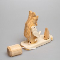 Богородская игрушка  "Медведь с гантелями"