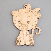 Фигурка-подвес плоская из фанеры "Тигренок девочка"