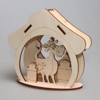 Декоративная объемная картинка "Дом с коровкой" из фанеры