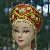 Налобный кокошник "Княжна" взрослый (красный с золотистой окантовкой)