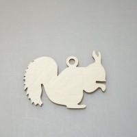 Фигурка из фанеры плоская (подвес) "Белочка"