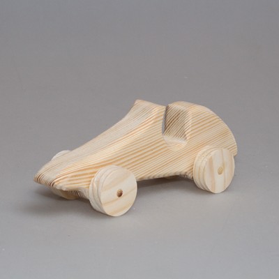 Игрушка из дерева "Гоночный автомобиль" (на колесиках)