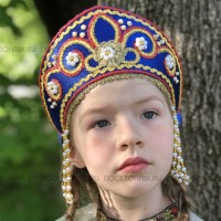 Налобный кокошник "Девичий" (синий с золотисто-красной окантовкой)