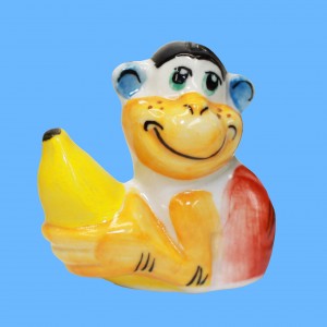 Фигурка обезьянка бананчик
